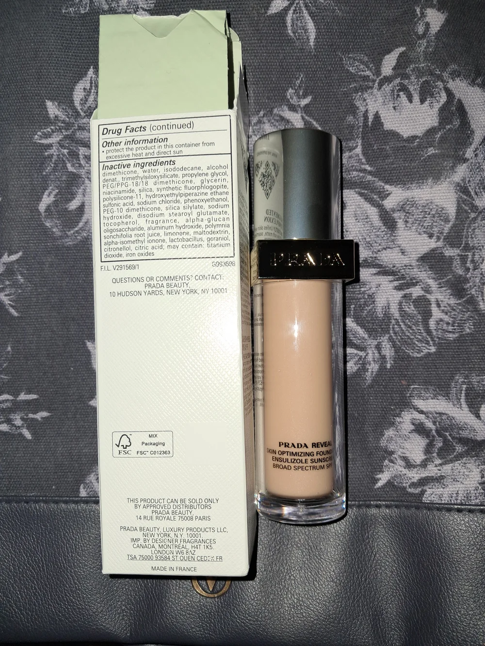 Prada Reveal LN5 Neutral Light Tone Foundation - 30ml (Beige)